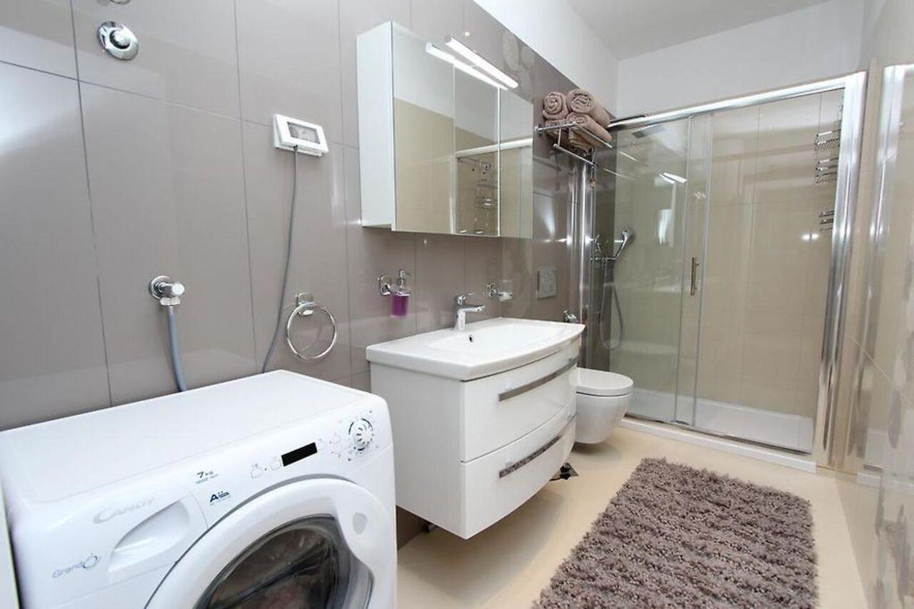 Apartment Edi 罗维尼 外观 照片